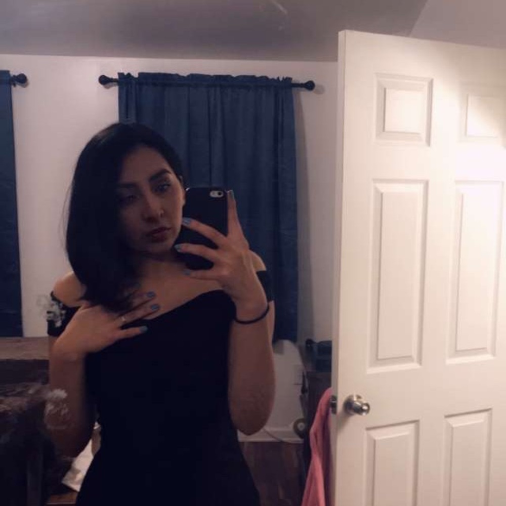 Meet your Posher, Yazmin